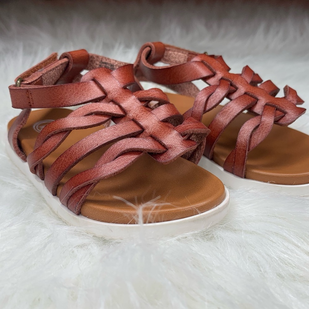 Wonder nation, 5, brown